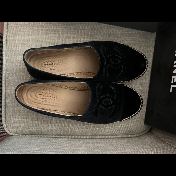 Navy/black Chanel espadrilles - Picture 3 of 4